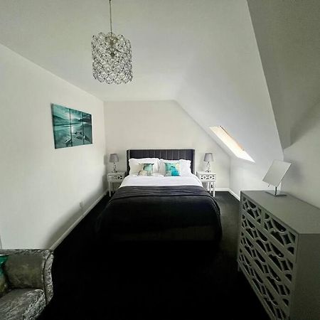 Bs - Luxury Top Floor 4 Bed Apartment With Garage In Town Centre - No Lift Stratford-upon-Avon Exterior photo