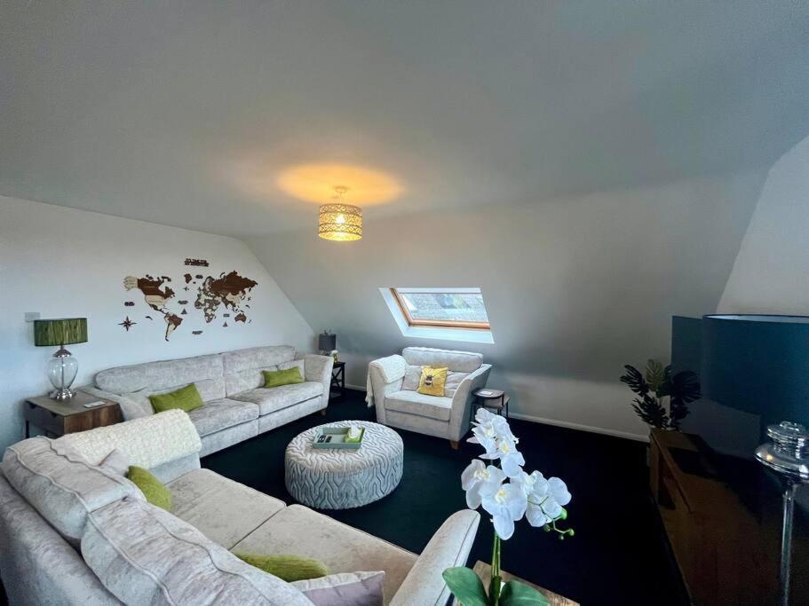 Bs - Luxury Top Floor 4 Bed Apartment With Garage In Town Centre - No Lift Stratford-upon-Avon Exterior photo