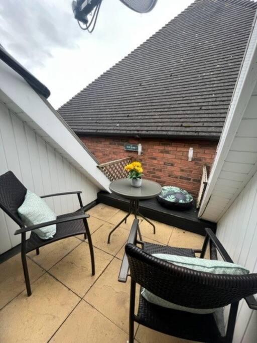 Bs - Luxury Top Floor 4 Bed Apartment With Garage In Town Centre - No Lift Stratford-upon-Avon Exterior photo
